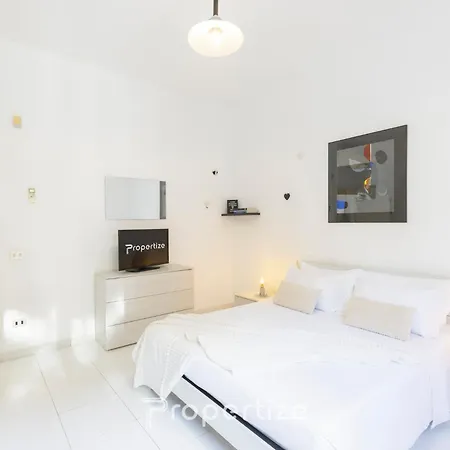 White By Propertize Appartement