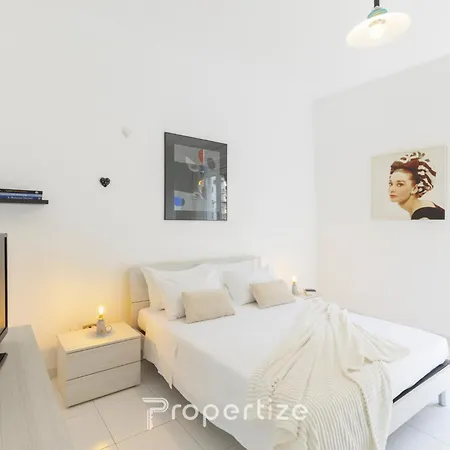 Appartement White By Propertize *