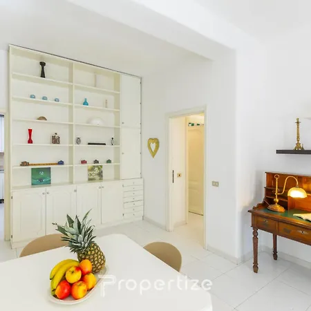 White By Propertize Appartement